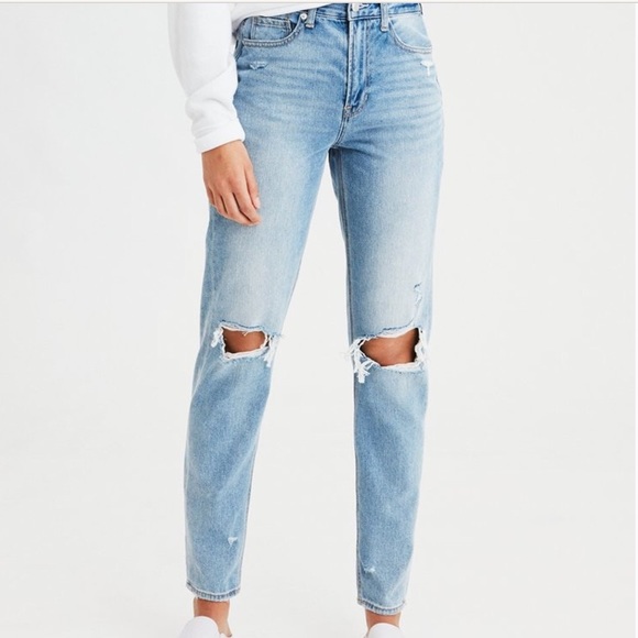 American Eagle Outfitters Denim - American Eagle mom jeans